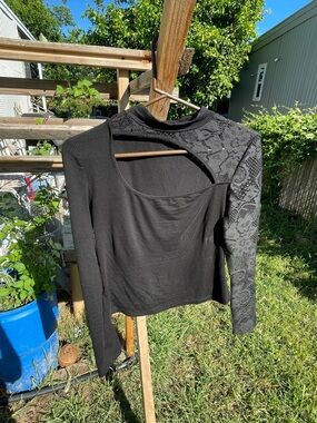 Black Lace Accent Long-Sleeve Women's Top